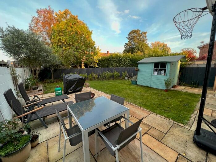 1 Bedroom Flat To Rent In Garden Flat, Rodney Road, Kingswood, Bristol, BS15