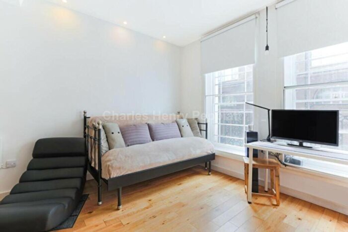 1 Bedroom Apartment To Rent In York Way, Islington, N1