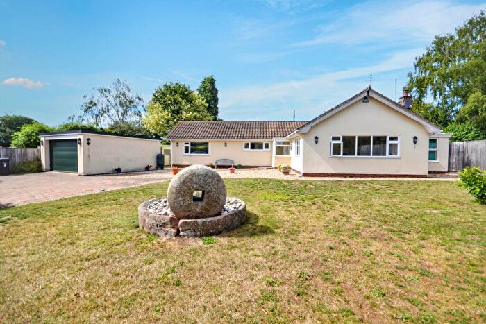 3 Bedroom Detached House For Sale In Kemerton, Tewkesbury, Gloucestershire, GL20