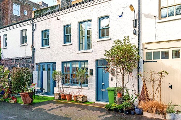 3 Bedroom Terraced House To Rent In Codrington Mews, London, W11