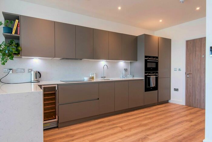 2 Bedroom Apartment To Rent In Pavilion Road, West Bridgford, NG2