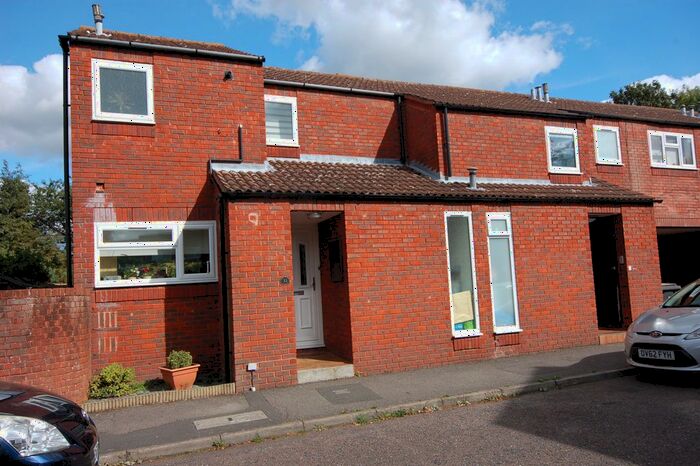 2 Bedroom Terraced House To Rent In Brooke Road, Princes Risborough, Buckinghamshire, HP27