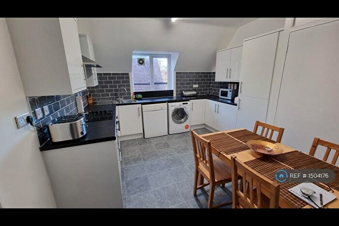 2 Bedroom Flat To Rent In Earlsdon, Coventry, CV5