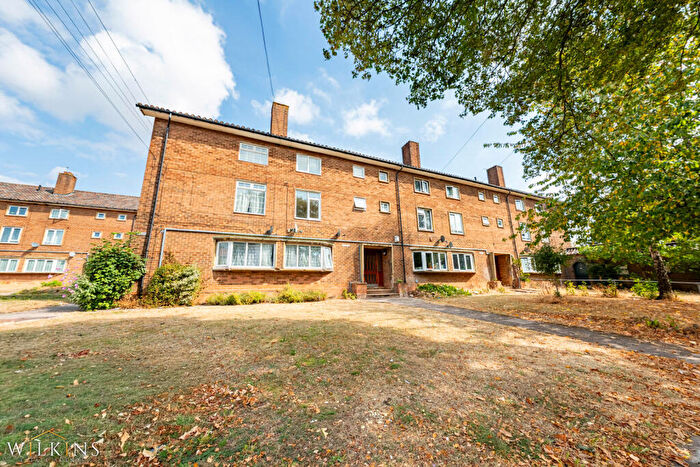 3 Bedroom Duplex To Rent In Carhampton Road, Sutton Coldfield, West Midlands, B75