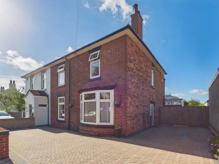 5 Bedroom Semi-Detached House For Sale In Derby Road, Chellaston, DE73