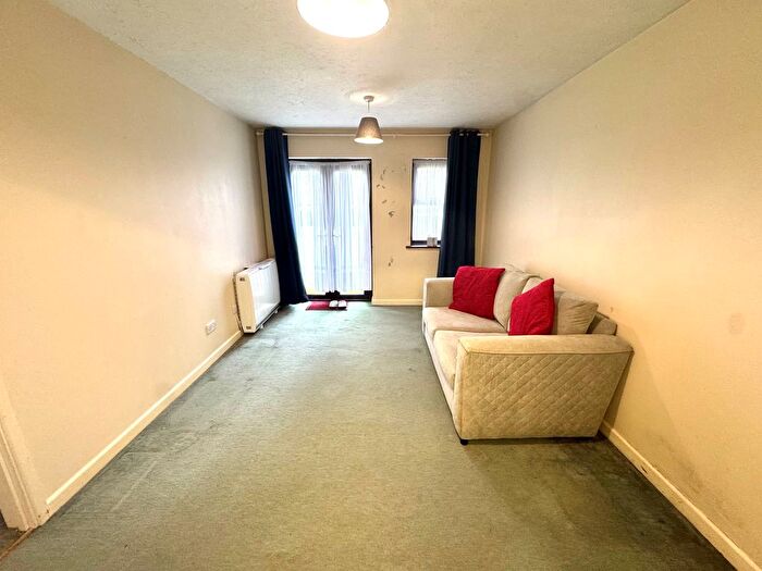 1 Bedroom Flat To Rent In Spring Road, Southampton, SO19