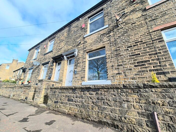 1 Bedroom Property To Rent In Claremount Road, Halifax, HX3