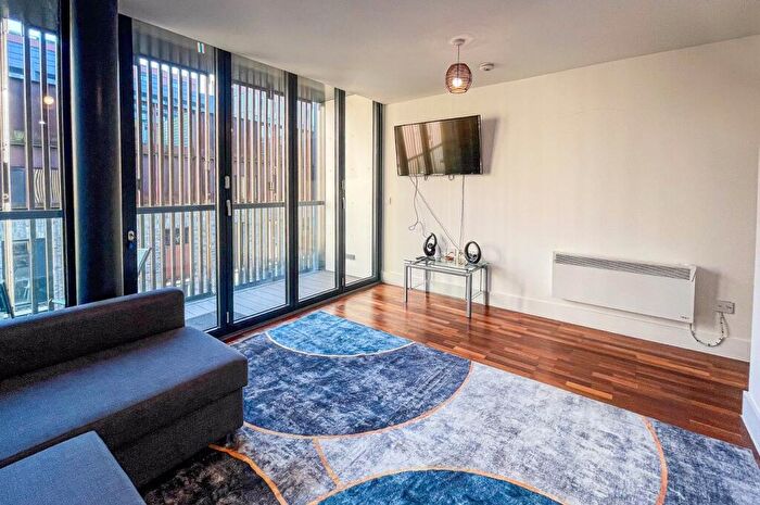 1 Bedroom Apartment To Rent In Burton Place, Castlefield, Manchester, M15