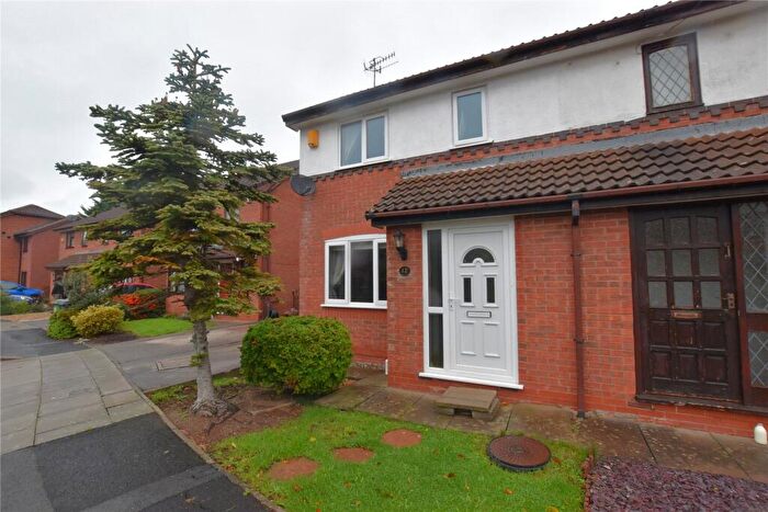 3 Bedroom Semi-Detached House For Sale In Longridge Avenue, Upton, Wirral, CH49