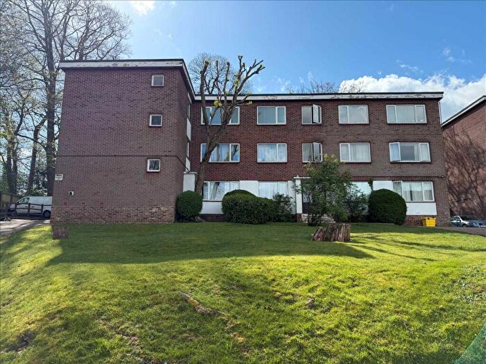 1 Bedroom Apartment To Rent In Fir Tree Court, West End Road, Southampton, Southampton, SO18