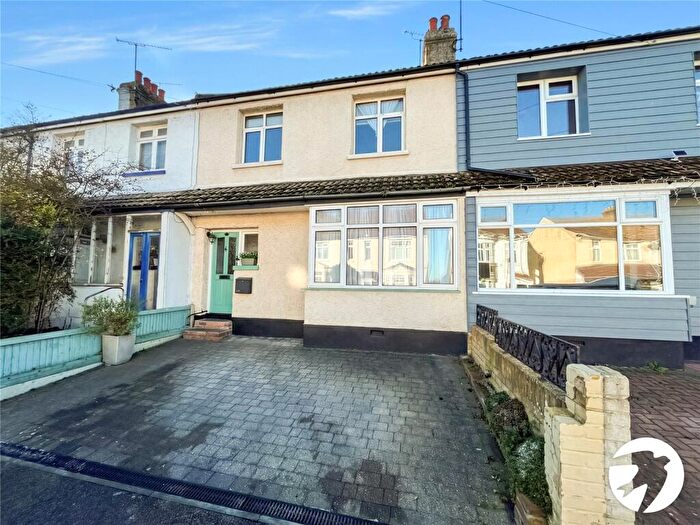 4 Bedroom Terraced House To Rent In Canadian Avenue, Gillingham, Kent, ME7