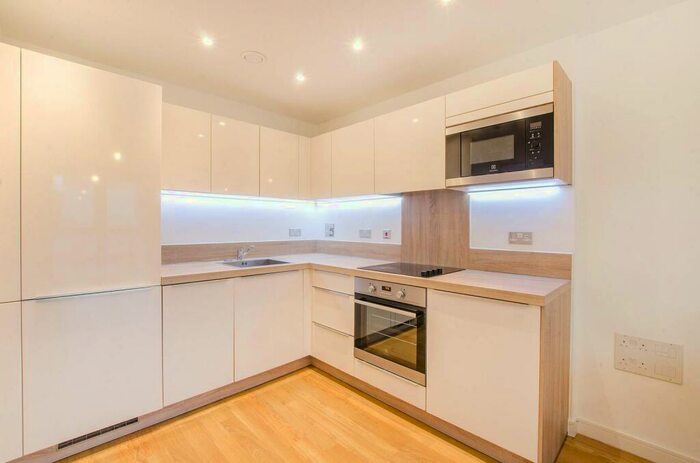 1 Bedroom Flat To Rent In Elmira Street, Lewisham, London, SE13