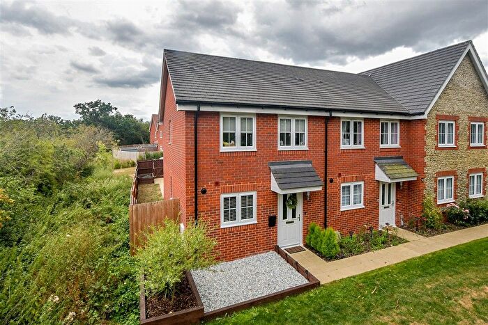 2 Bedroom End Of Terrace House For Sale In Long Strakes, Staplehurst, Tonbridge, Kent, TN12
