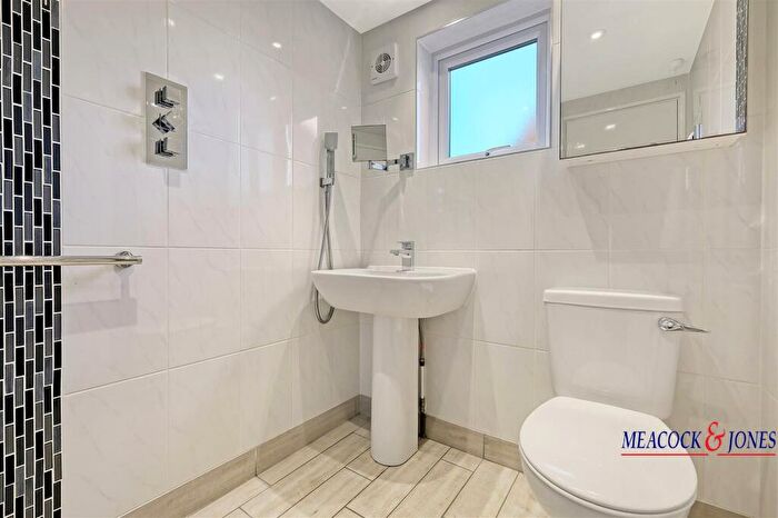 4 Bedroom Detached House For Sale In Tor Bryan, Ingatestone, Essex, CM4