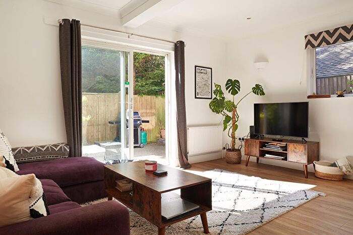 2 Bedroom Maisonette To Rent In Wilbury Villas, Hove, BN3