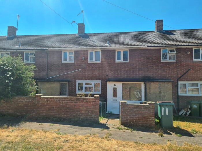 3 Bedroom Detached House To Rent In Brean Close, Southampton, Hampshire, SO16