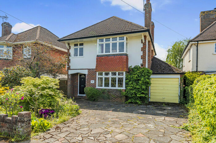 3 Bedroom Detached House For Sale In D'abernon Drive, Stoke D'Abernon, Cobham, Surrey, KT11