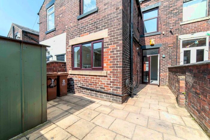 3 Bedroom Terraced House To Rent In Frederick Avenue, Shaw, OL2