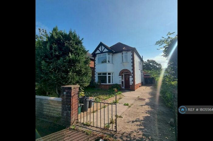 3 Bedroom Detached House To Rent In Ipswich Road, Colchester, CO4