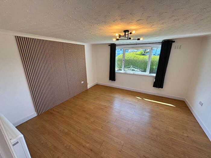 2 Bedroom Flat To Rent In Berrywell Place, Dyce, Aberdeen, AB21