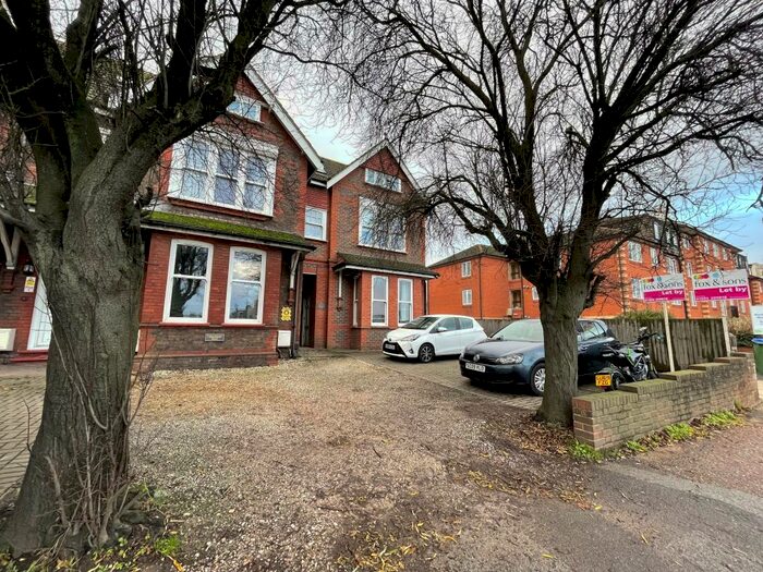 1 Bedroom Apartment To Rent In Broadwater Road, Worthing, BN14