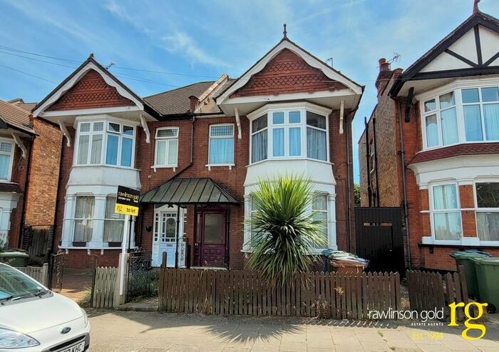 2 Bedroom Flat To Rent In Nibthwaite Road, Harrow-On-The-Hill, Harrow, HA1
