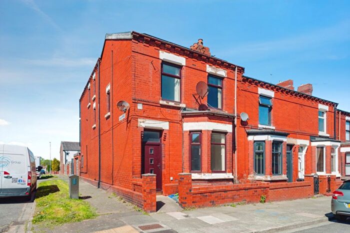 5 Bedroom Terraced House For Sale In New Street, St. Helens, Merseyside, WA9