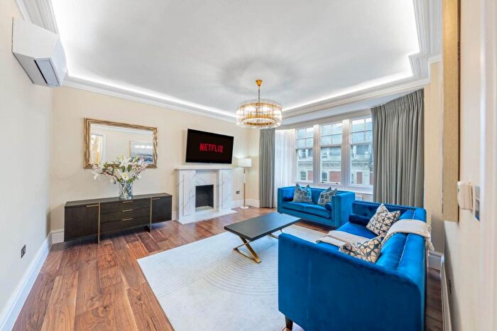 4 Bedroom Flat To Rent In Duke Street, London K, W1
