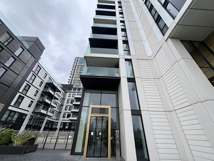 2 Bedroom Flat To Rent In Tidemill Square, London, SE10