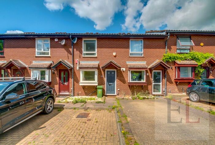 2 Bedroom Terraced House To Rent In Thorpland Avenue, Ickenham, Uxbridge, Greater London, UB10
