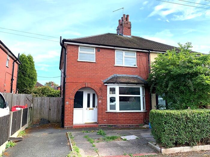 3 Bedroom Semi-Detached House For Sale In Hollinshead Avenue, Newcastle, Staffordshire, ST5