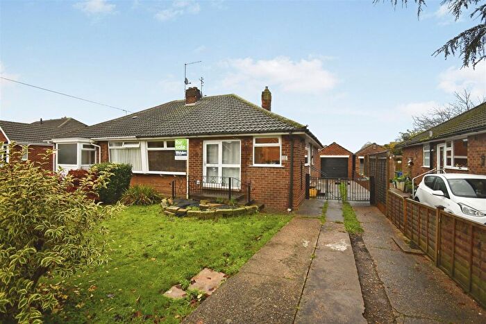 2 Bedroom Semi Detached Bungalow For Sale In Four Acre Close, Kirk Ella, HU10