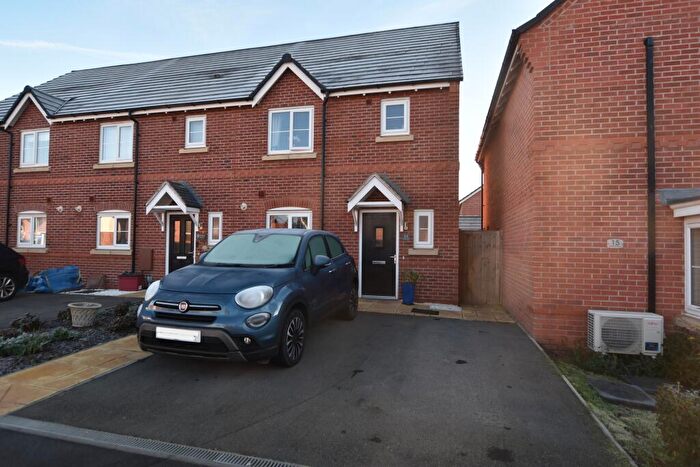 3 Bedroom Semi-Detached House For Sale In Bedford Court, Kegworth, DE74