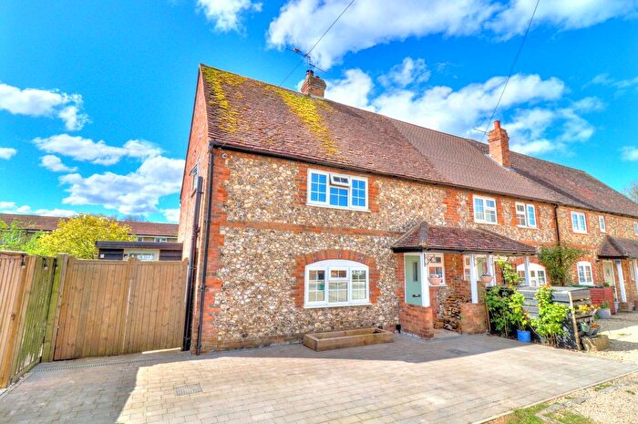 2 Bedroom End Terrace House For Sale In The Common, Stokenchurch, HP14