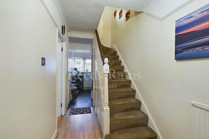 3 Bedroom Terraced House For Sale In Walkley Road, Dartford, Kent, DA1