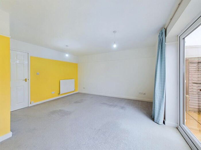 2 Bedroom Terraced House For Sale In Barry Road, Abington, Northampton, NN1