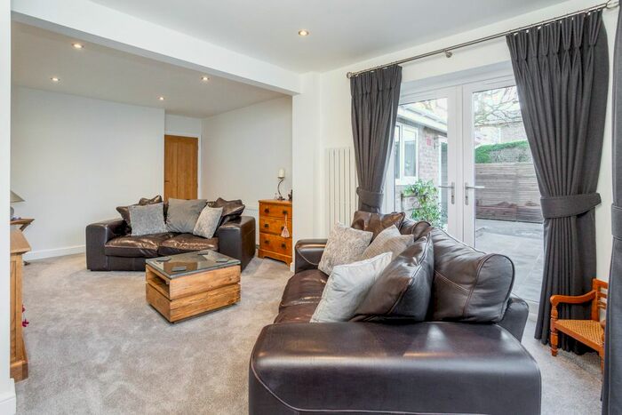 2 Bedroom Detached Bungalow For Sale In Appletree Drive, Hambleton, Selby, YO8