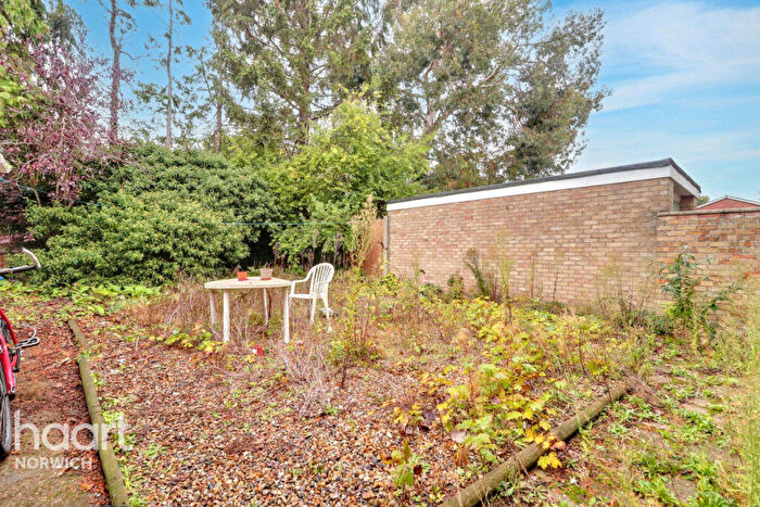5 Bedroom Detached House For Sale In Jasmin Close, Norwich, NR4