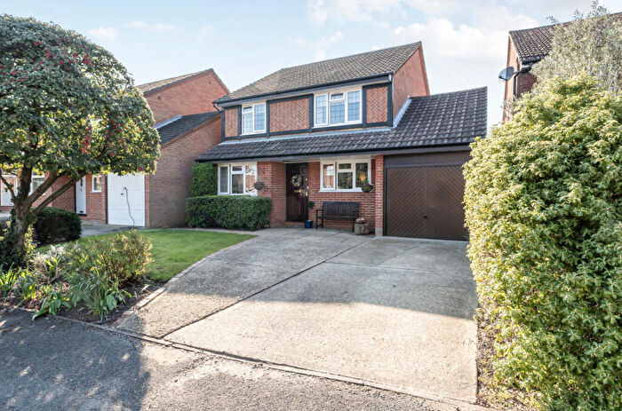 4 Bedroom Detached House For Sale In Saxon Way, Old Windsor, Windsor, SL4