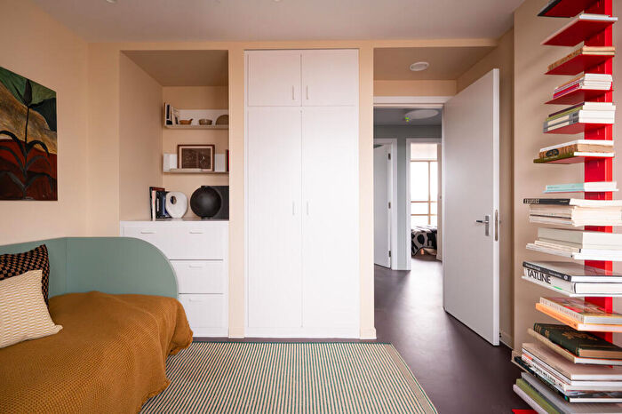 2 Bedroom Flat To Rent In Balfron Tower, Apartment, London, E14