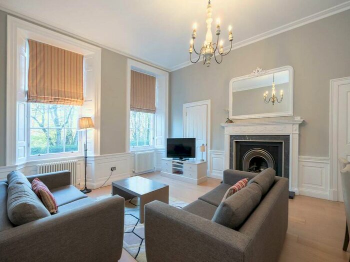 1 Bedroom Flat To Rent In Queen Street, City Centre, Edinburgh, EH2