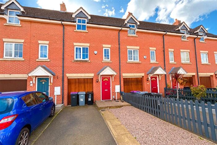 3 Bedroom Terraced House For Sale In Badger Lane, Bourne, Lincolnshire, PE10