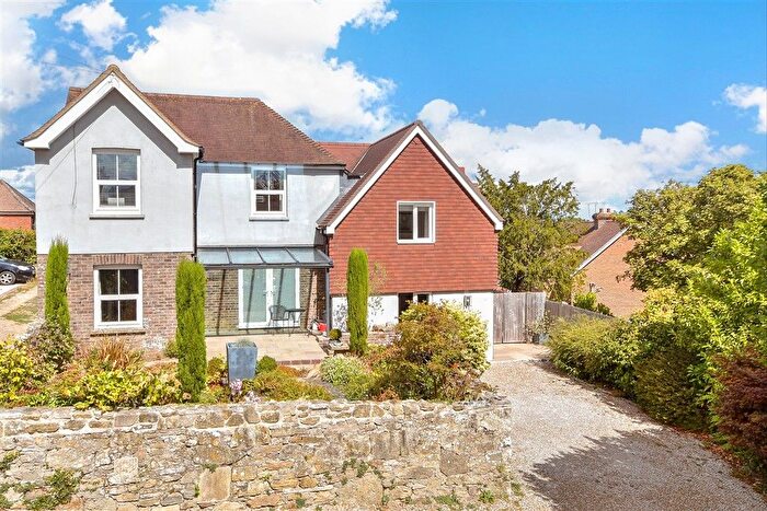 5 Bedroom Detached House For Sale In North Mead, Petworth, West Sussex, GU28