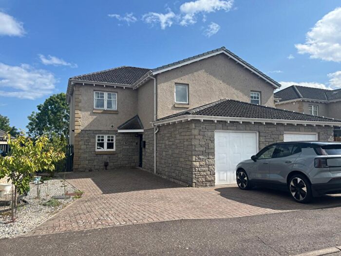 4 Bedroom Semi Detached House For Sale In Parkview Gardens, Arbroath, DD11