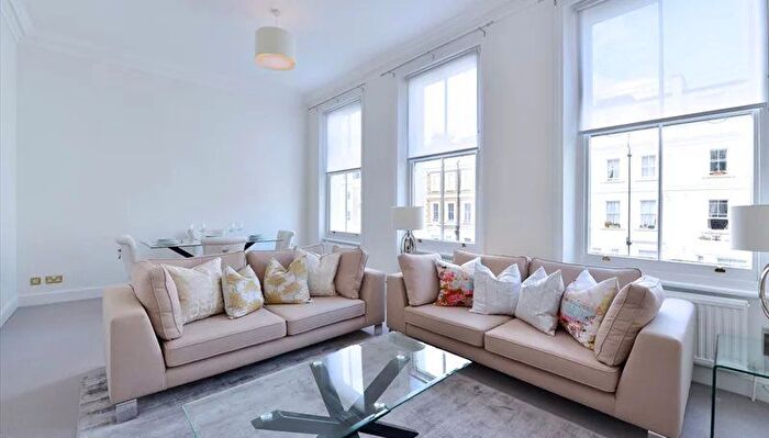 2 Bedroom Flat To Rent In - Lexham Gardens, London, W8