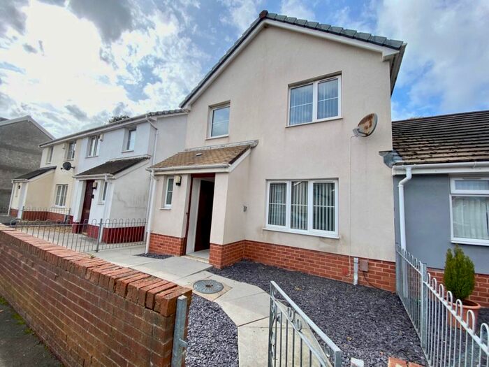 3 Bedroom Semi-Detached House To Rent In Pentre Treharne Road, Landore, Swansea, West Glamorgan, SA1