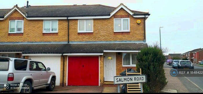 3 Bedroom End Of Terrace House To Rent In Salmon Road, Dartford, DA1