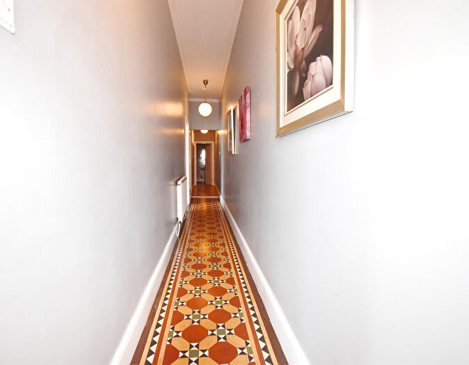 10 Bedroom End Of Terrace House For Sale In King Richard Street, Coventry, CV2 - Photo 3