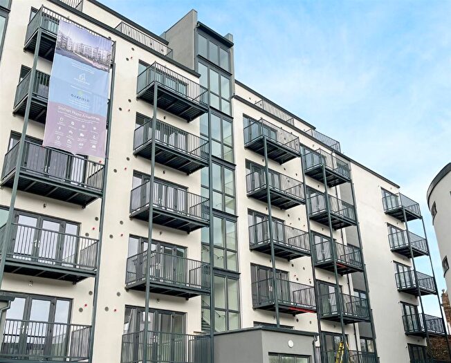 2 Bedroom Flat To Rent In Flat, Martin Court, Hastings, TN34