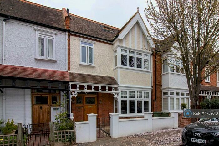 4 Bedroom Terraced House To Rent In Byfeld Gardens, London, SW13